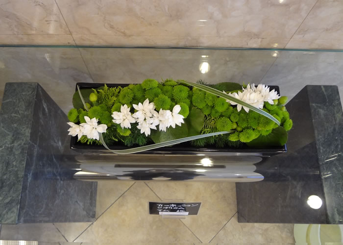 お店の外でのお仕事 画像6